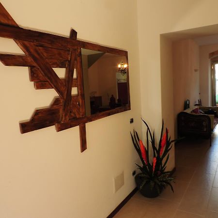 B&B Danonna Ittiri ภายนอก รูปภาพ