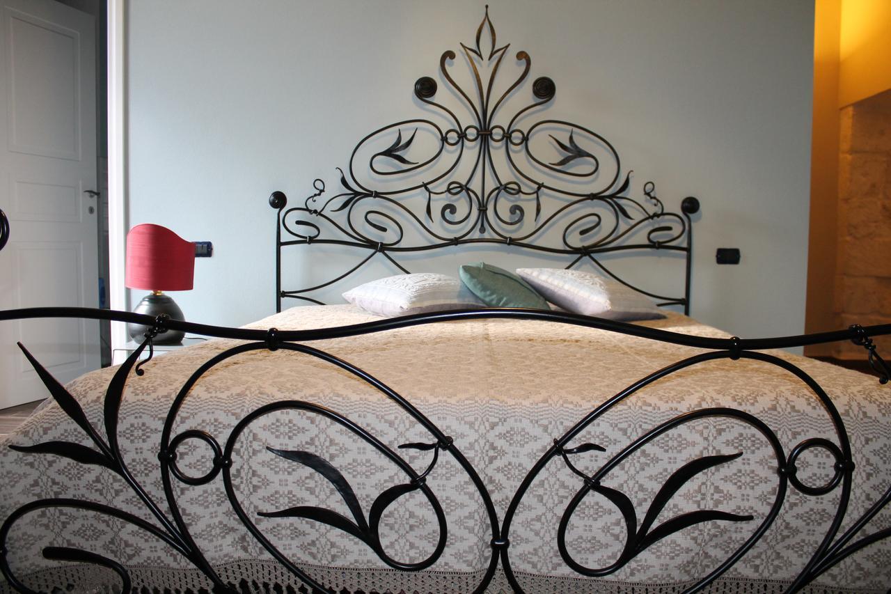 B&B Danonna Ittiri ภายนอก รูปภาพ