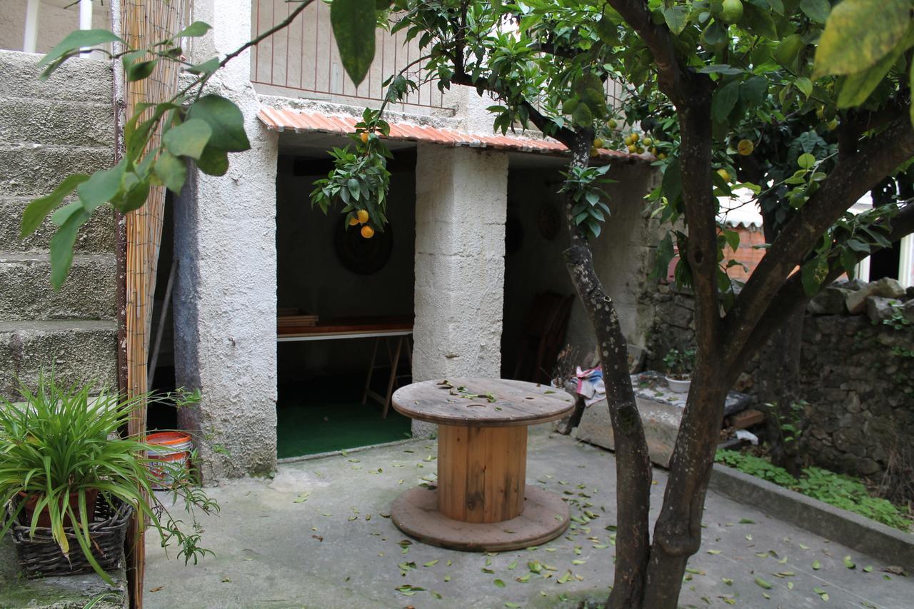 B&B Danonna Ittiri ภายนอก รูปภาพ