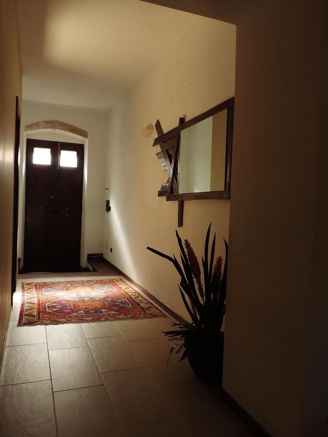 B&B Danonna Ittiri ภายนอก รูปภาพ
